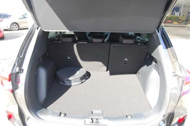 Ford Kuga (2026) thumbnail 6