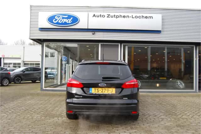 Ford Focus (2016) thumbnail 4