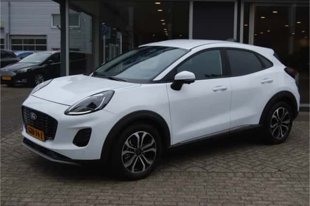 Ford Puma (2025) thumbnail 2