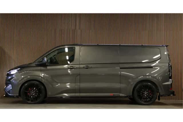 Ford Transit (2024) thumbnail 5
