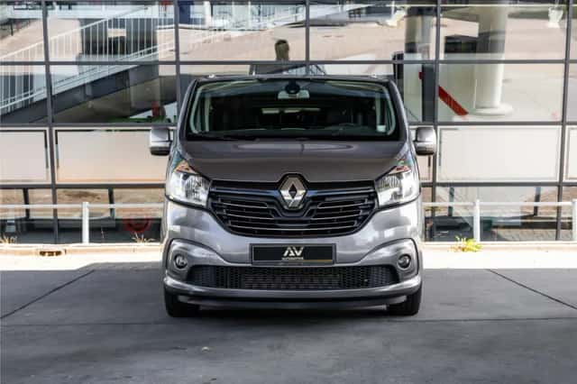 Renault Trafic (2017) thumbnail 2