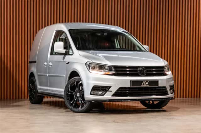 Volkswagen Caddy (2017) thumbnail 3