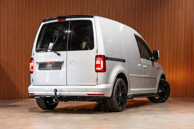 Volkswagen Caddy (2017) thumbnail 5