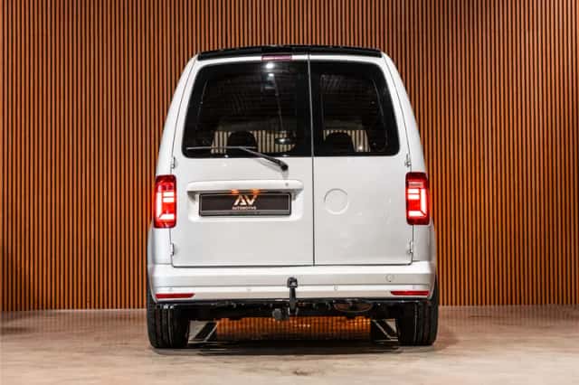 Volkswagen Caddy (2017) thumbnail 6