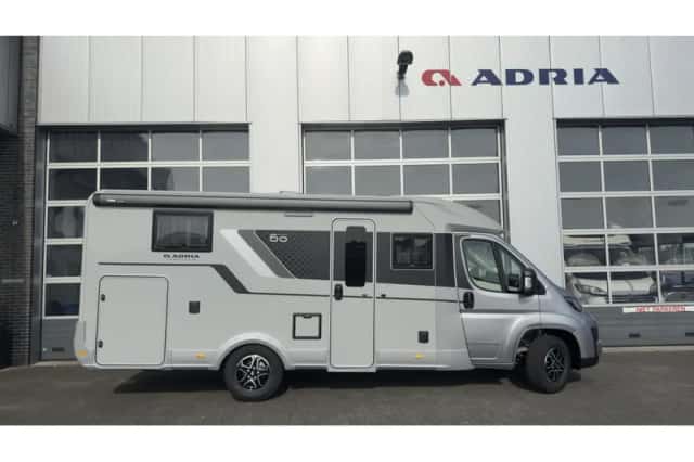 Adria Compact (2026) thumbnail 4