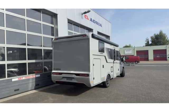 Adria Compact (2026) thumbnail 5