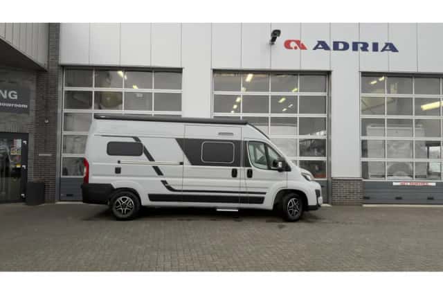 Adria Twin (2026) thumbnail 2