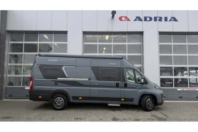 Adria Twin (2026) thumbnail 2