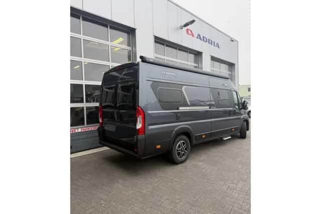 Adria Twin (2026) thumbnail 4