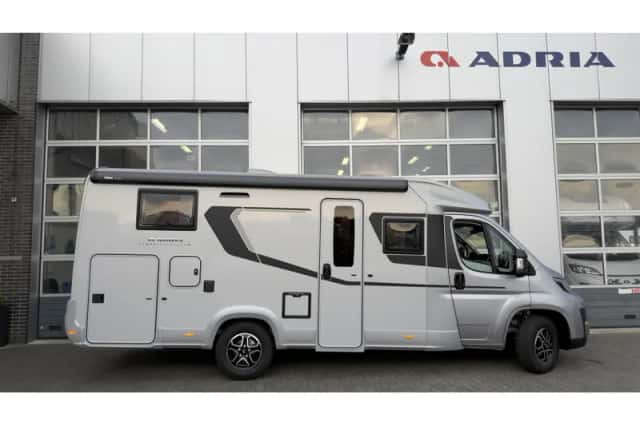 Adria Compact (2026) thumbnail 3