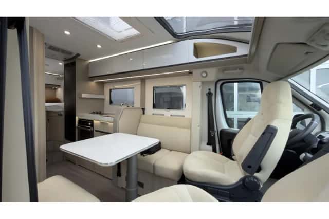 Adria Compact (2020) thumbnail 6
