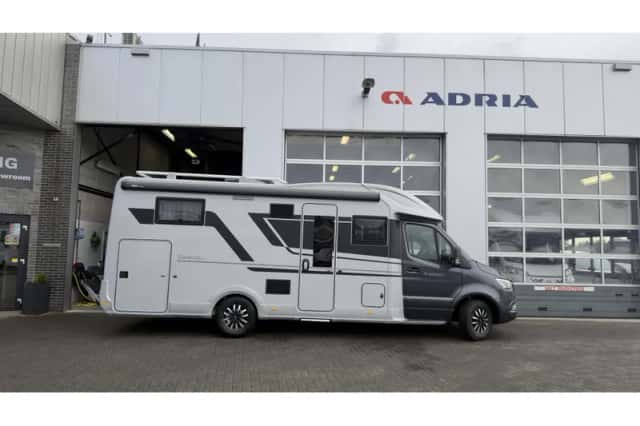Adria Coral (2026) thumbnail 2