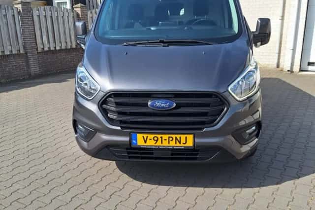 Ford Transit (2022) thumbnail 1