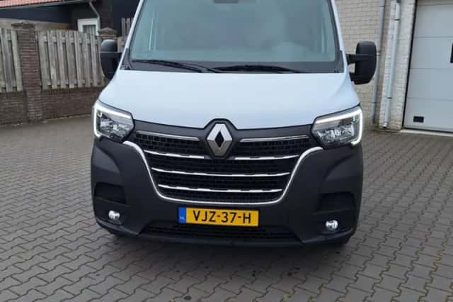 Renault Master (2021) thumbnail 1