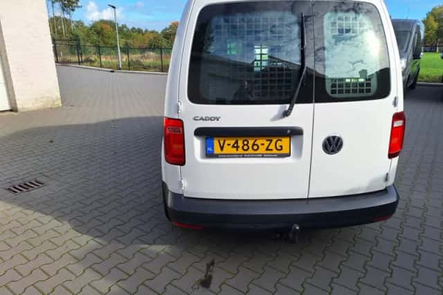 Volkswagen Caddy (2019) thumbnail 3