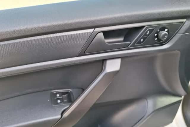 Volkswagen Caddy (2019) thumbnail 5