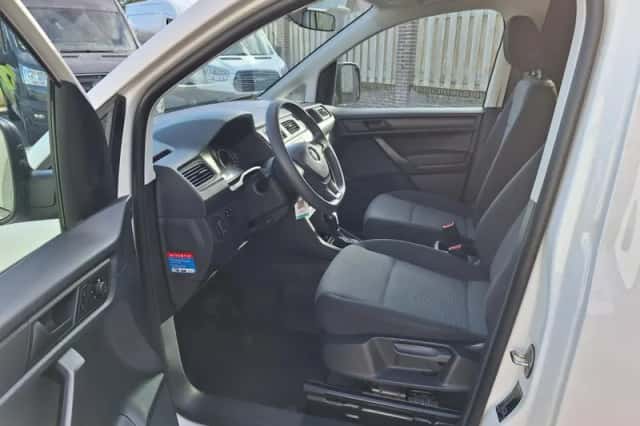 Volkswagen Caddy (2019) thumbnail 6