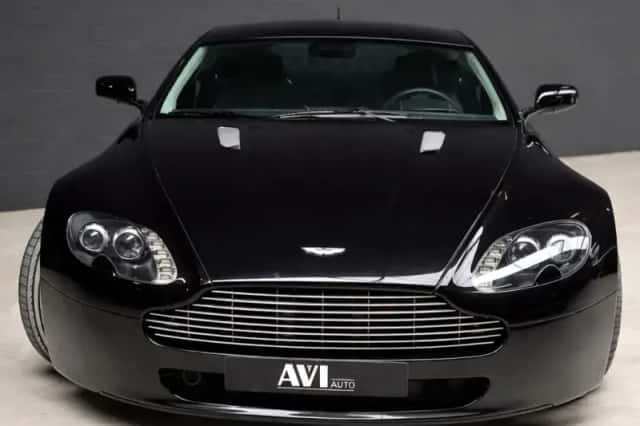 Aston Martin V8 Vantage (2026) thumbnail 2