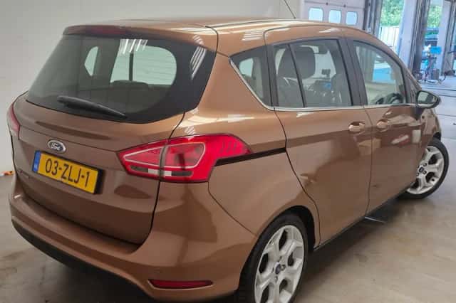 Ford B-Max (2013) thumbnail 6