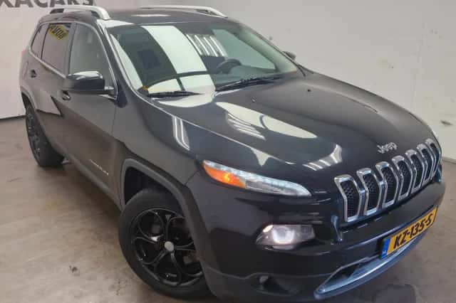 Jeep Cherokee (2014) thumbnail 4