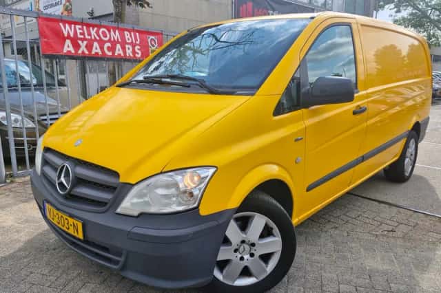 Mercedes-Benz Vito (2014) thumbnail 2