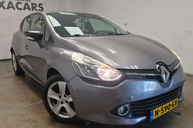 Renault Clio (2014) thumbnail 3