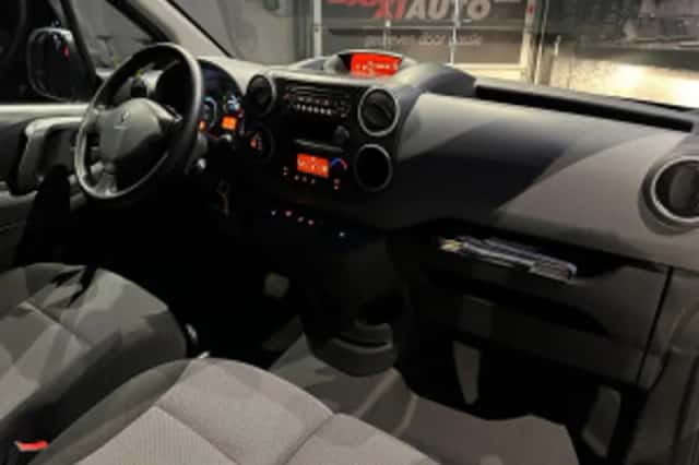 Peugeot Partner (2019) thumbnail 43