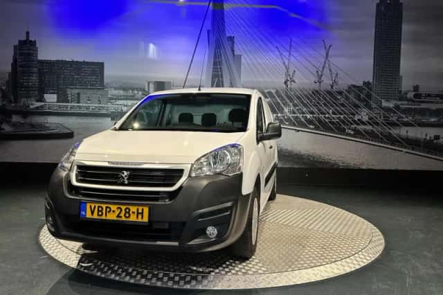 Peugeot Partner (2019) thumbnail 6