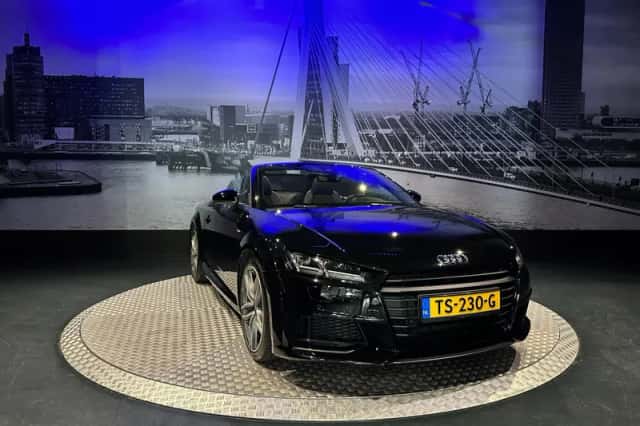 Audi TT (2016) thumbnail 4