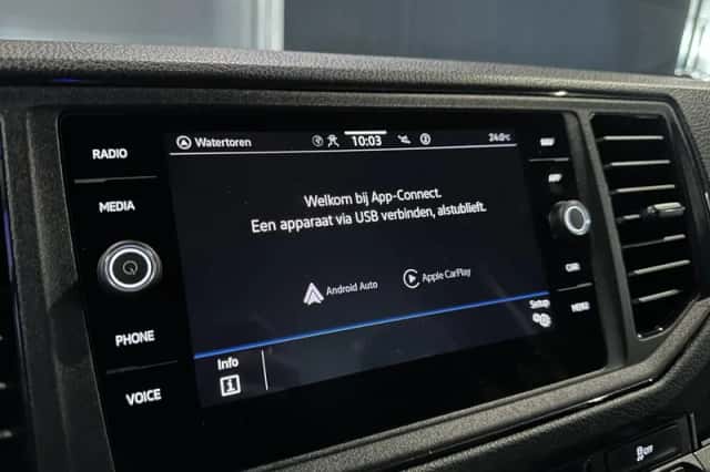 Volkswagen Crafter (2024) thumbnail 6