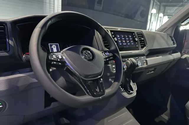 Volkswagen Crafter (2024) thumbnail 3