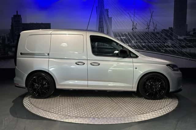 Volkswagen Caddy (2024) thumbnail 2