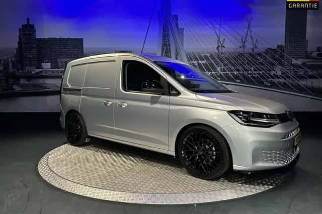 Volkswagen Caddy (2024) thumbnail 3