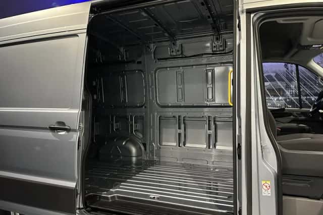 Volkswagen Crafter (2024) thumbnail 8