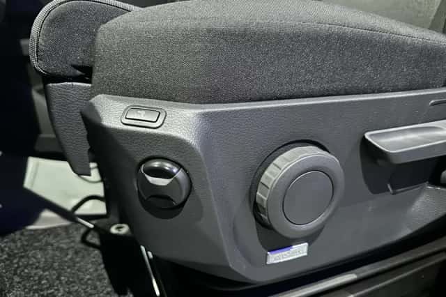Volkswagen Crafter (2024) thumbnail 10
