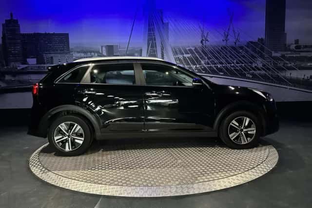 Kia Niro (2020) thumbnail 2