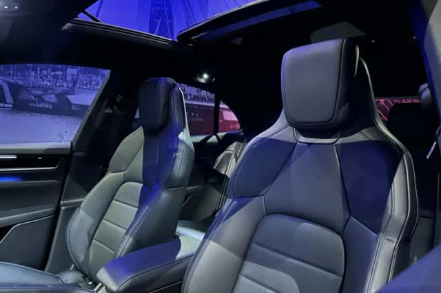 Porsche Macan (2025) thumbnail 16