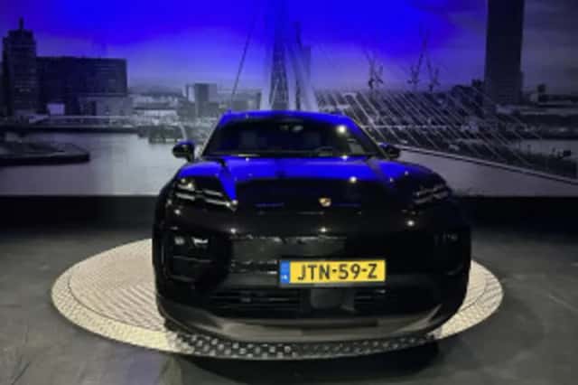 Porsche Macan (2025) thumbnail 40