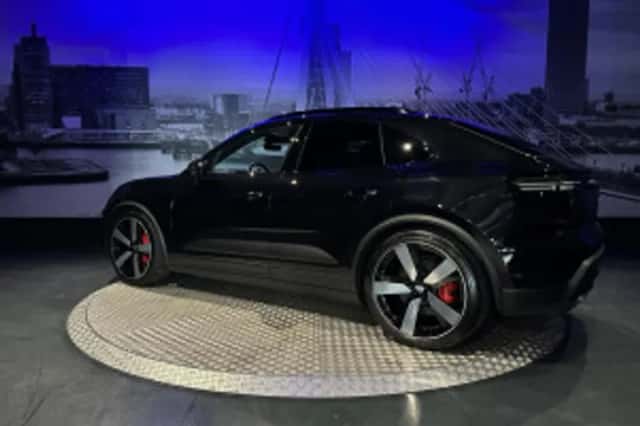 Porsche Macan (2025) thumbnail 44