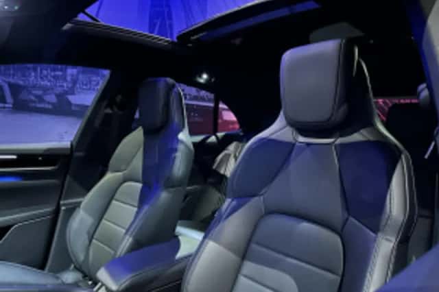 Porsche Macan (2025) thumbnail 51