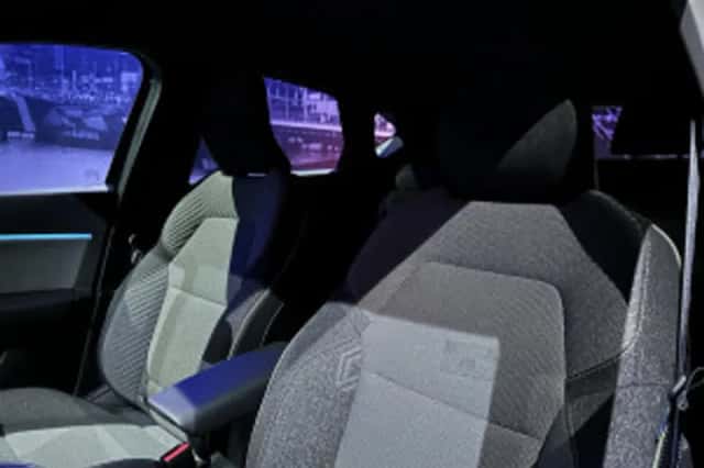 Renault Captur (2025) thumbnail 45