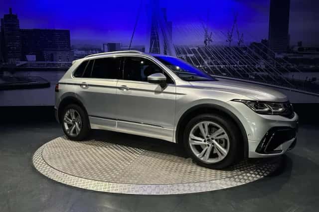 Volkswagen Tiguan (2021) thumbnail 3