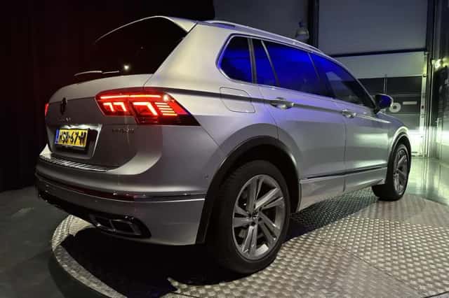 Volkswagen Tiguan (2021) thumbnail 30
