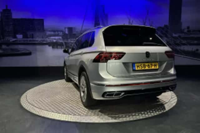 Volkswagen Tiguan (2021) thumbnail 45