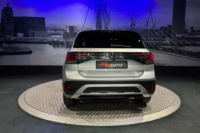 Volkswagen T-Cross (2024) thumbnail 4