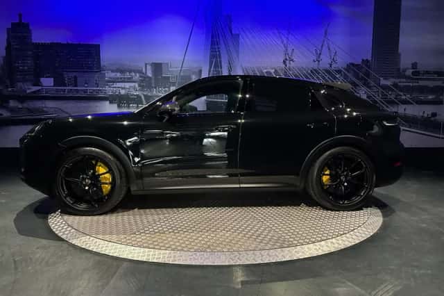Porsche Cayenne (2025) thumbnail 8