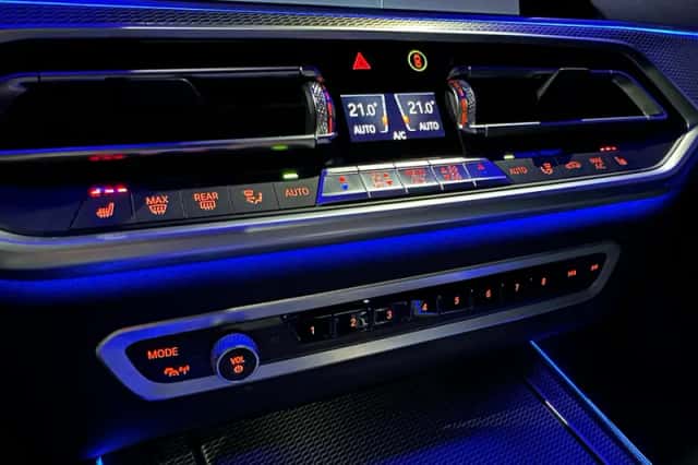 BMW X5 (2020) thumbnail 25