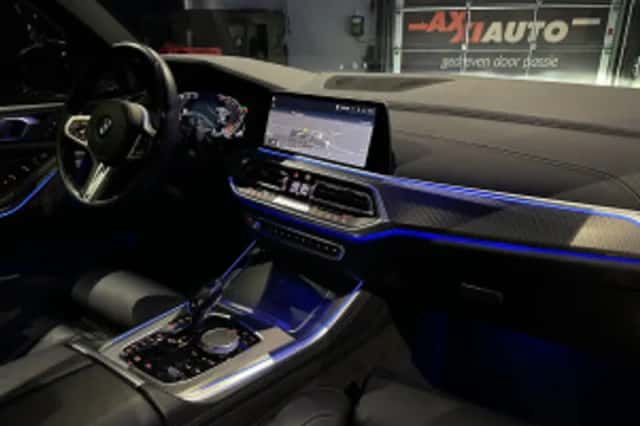 BMW X5 (2020) thumbnail 73