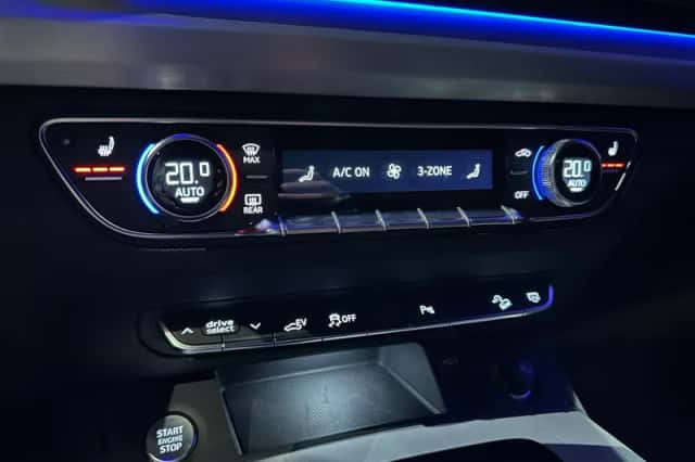 Audi Q5 (2024) thumbnail 23