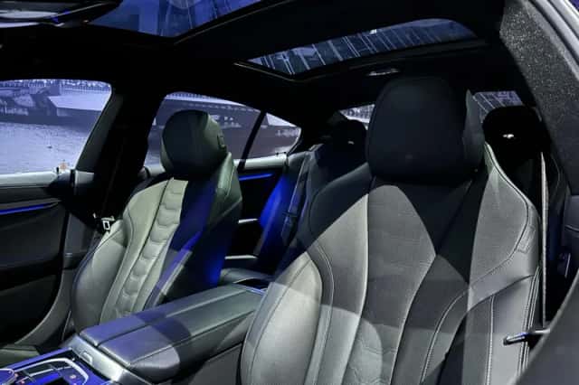 BMW 8-Serie (2021) thumbnail 17
